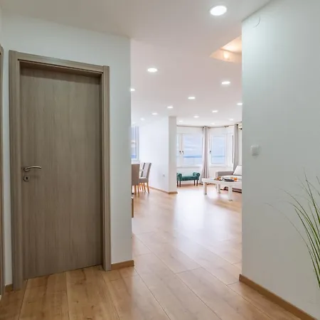 Apartment Panorama Blue Radic Jesenice (Split-Dalmatia)